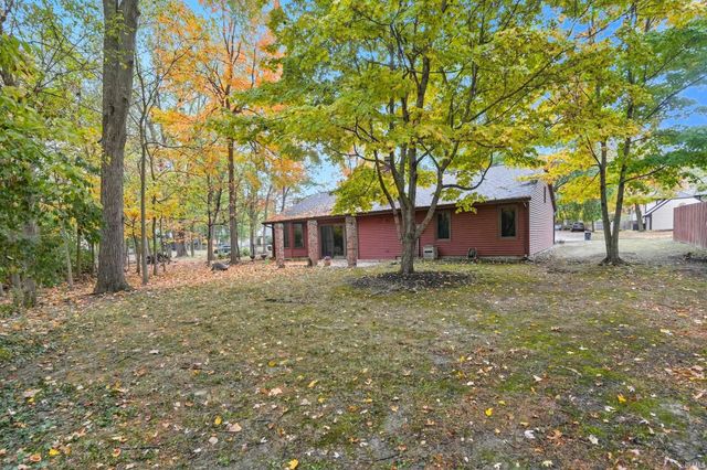 7417 Nature Trail Drive, Fort Wayne, IN 46835
