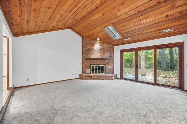 7417 Nature Trail Drive, Fort Wayne, IN 46835