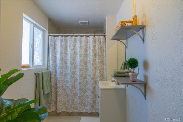 1621 W 18th Street, Pueblo, CO 81003