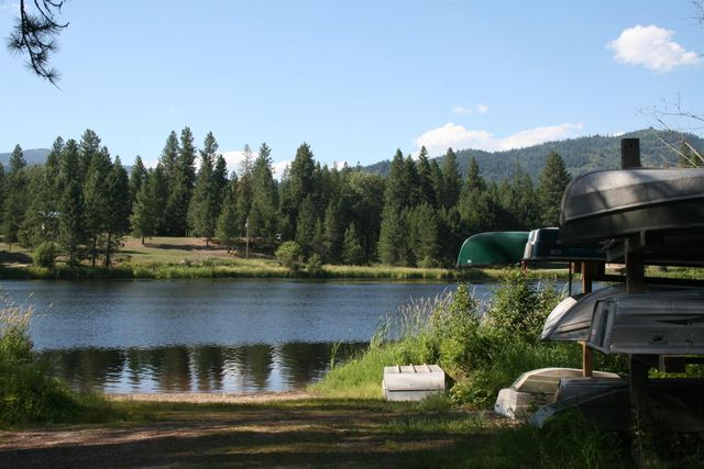 432 Quartz Rd, Newport, WA 99156