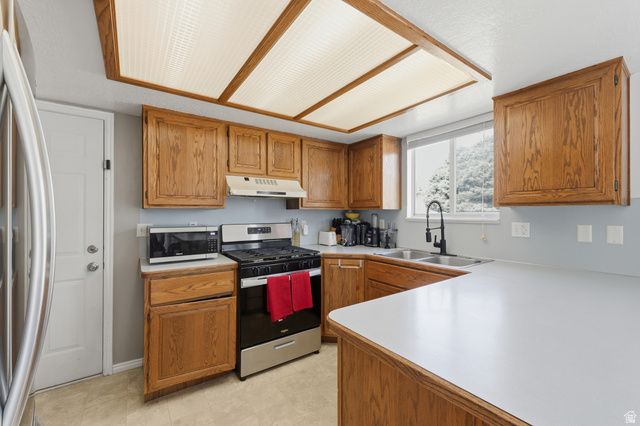 3799 FOXGLEN DR, Roy, UT 84067