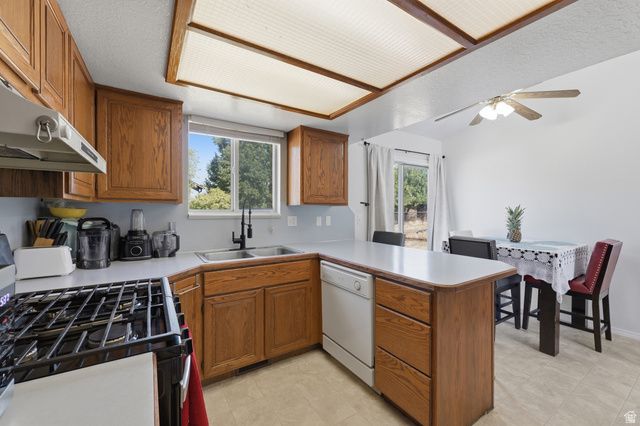 3799 FOXGLEN DR, Roy, UT 84067