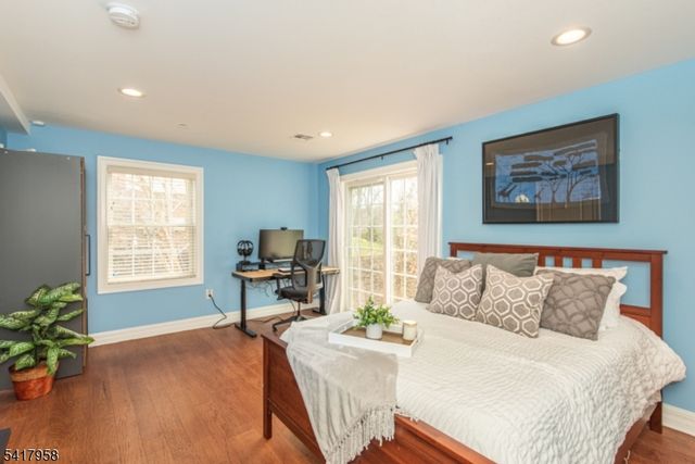 21 Riverbend Ct, New Providence Boro, NJ 07974