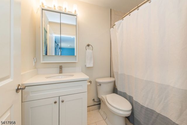 21 Riverbend Ct, New Providence Boro, NJ 07974