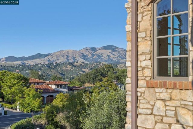 331 Corrie Place, Alamo, CA 94507