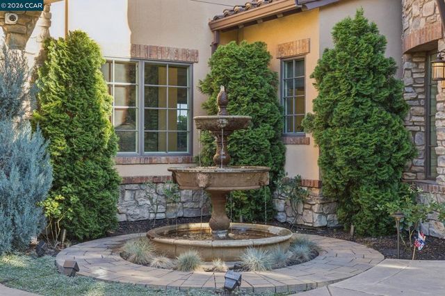 331 Corrie Place, Alamo, CA 94507