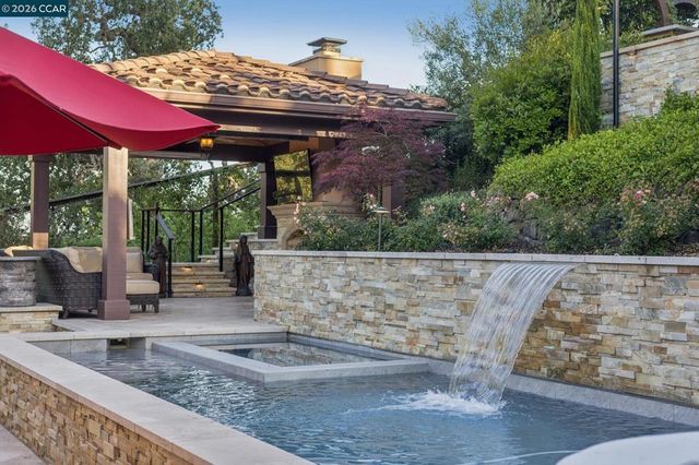 331 Corrie Place, Alamo, CA 94507