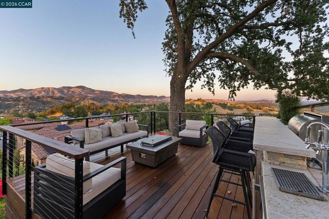 331 Corrie Place, Alamo, CA 94507