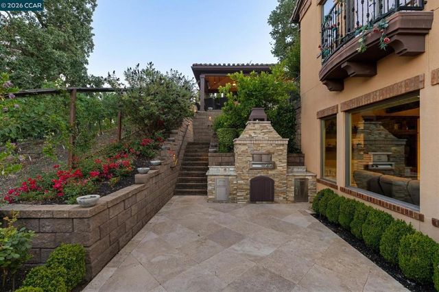 331 Corrie Place, Alamo, CA 94507
