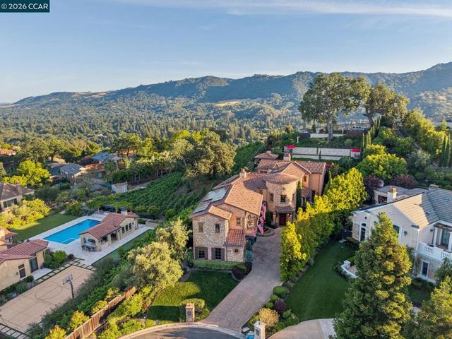 331 Corrie Place, Alamo, CA 94507