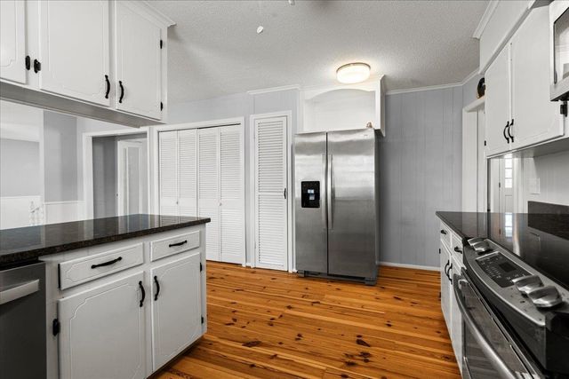 1005 S Main St., Mullins, SC 29574