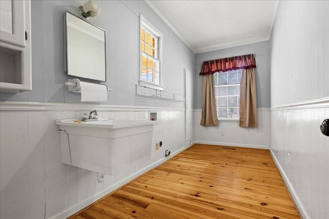 1005 S Main St., Mullins, SC 29574