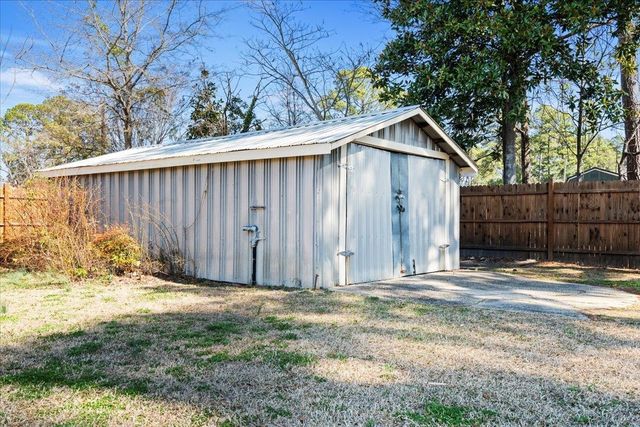 1005 S Main St., Mullins, SC 29574