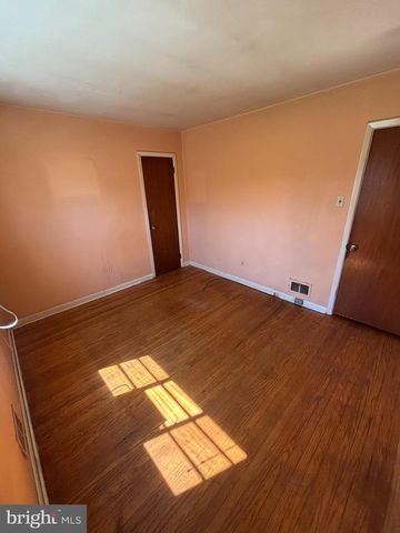 4022 W CHESTER PIKE, Newtown Square, PA 19073