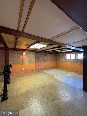 4022 W CHESTER PIKE, Newtown Square, PA 19073