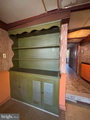 4022 W CHESTER PIKE, Newtown Square, PA 19073