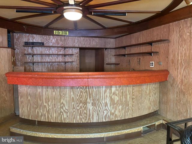 4022 W CHESTER PIKE, Newtown Square, PA 19073