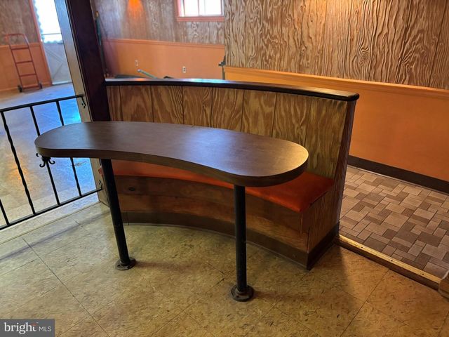 4022 W CHESTER PIKE, Newtown Square, PA 19073