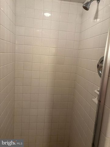 4022 W CHESTER PIKE, Newtown Square, PA 19073