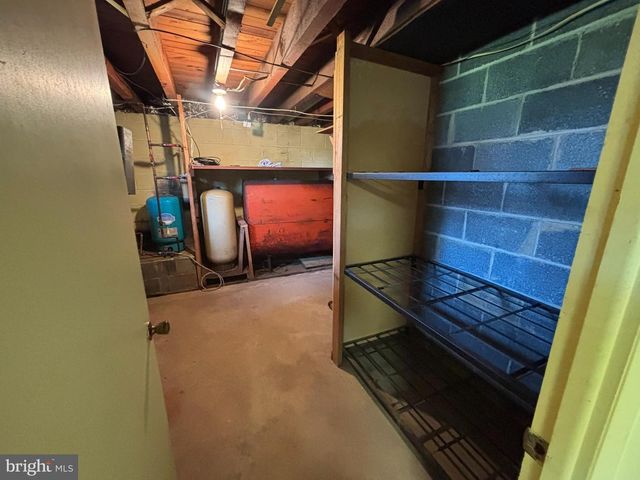 4022 W CHESTER PIKE, Newtown Square, PA 19073