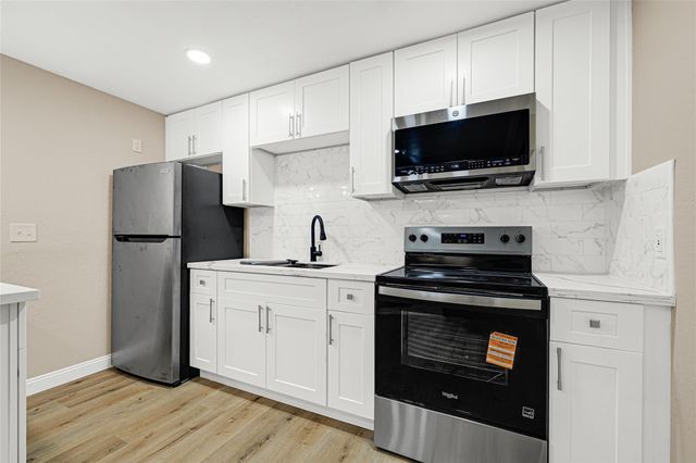 1603 Welch 5, Houston, TX 77006