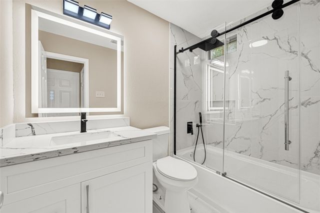 1603 Welch 5, Houston, TX 77006