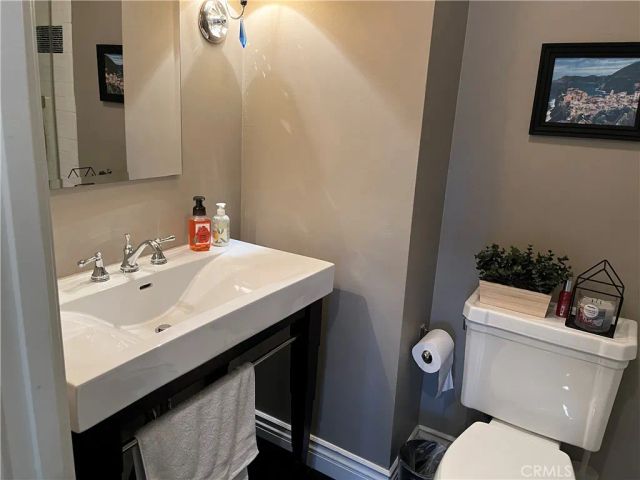 102 Scholz Plaza 149, Newport Beach, CA 92663