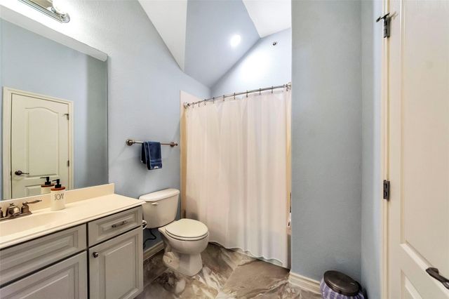 619 Rosemead Drive, Euless, TX 76039