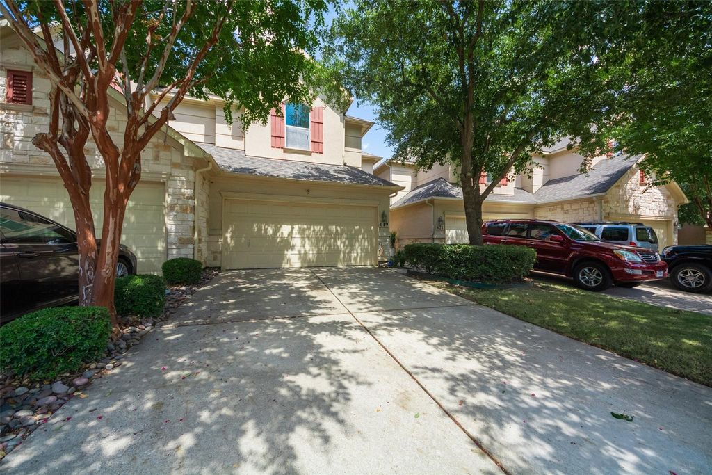 619 Rosemead Drive, Euless, TX 76039
