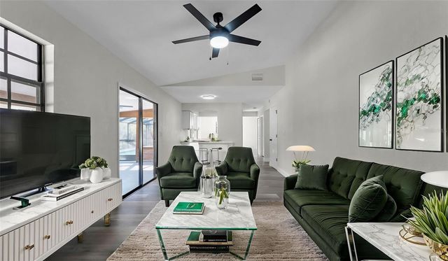 6572 FORESTWOOD DRIVE W, Lakeland, FL 33811