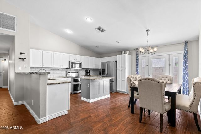 9319 W HARMONY Lane, Peoria, AZ 85382