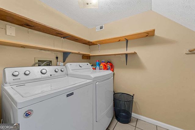 120 Chateau Circle, Fayetteville, GA 30215