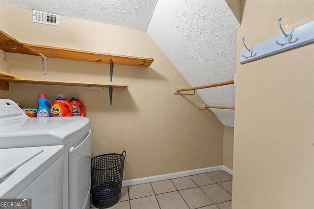 120 Chateau Circle, Fayetteville, GA 30215