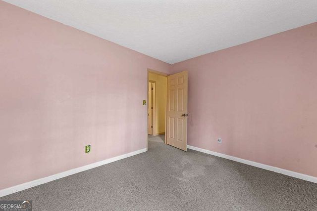 120 Chateau Circle, Fayetteville, GA 30215