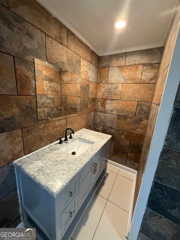 6379 Skyline Drive, Rex, GA 30273