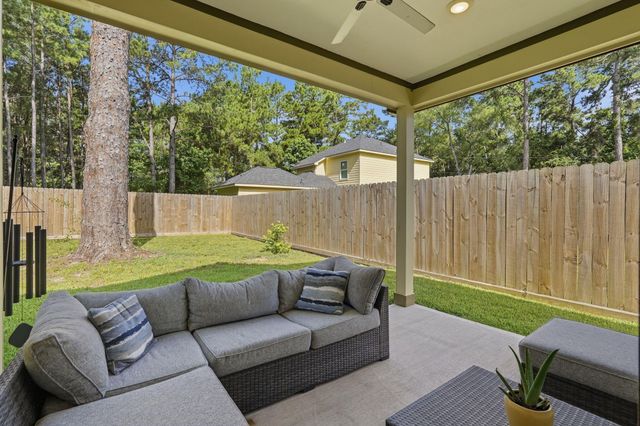 716 Old Magnolia Road, Conroe, TX 77304