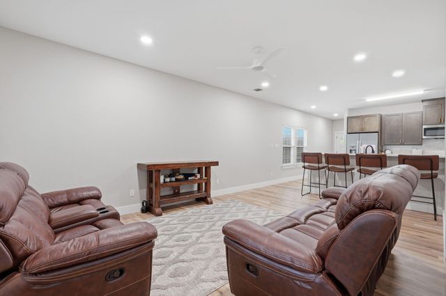 716 Old Magnolia Road, Conroe, TX 77304