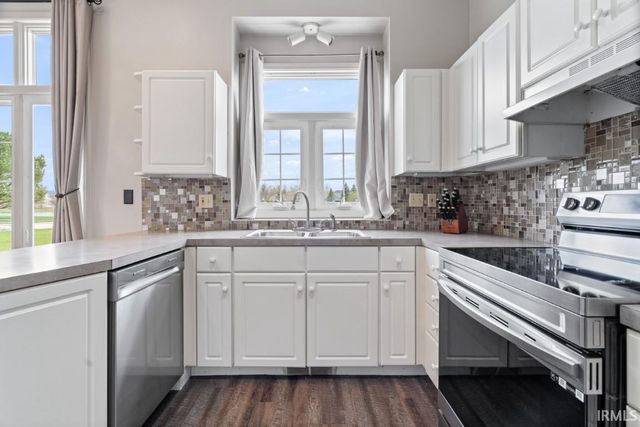 8123 W Ashford Lane, Muncie, IN 47304