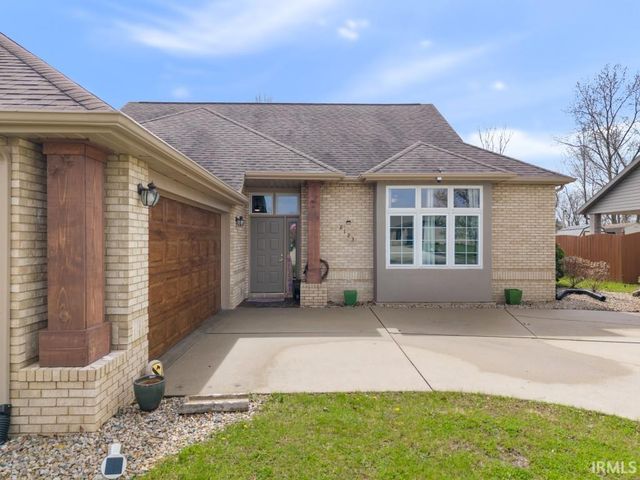 8123 W Ashford Lane, Muncie, IN 47304