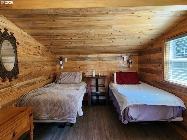 93490 FIR Rd, Port Orford, OR 97465