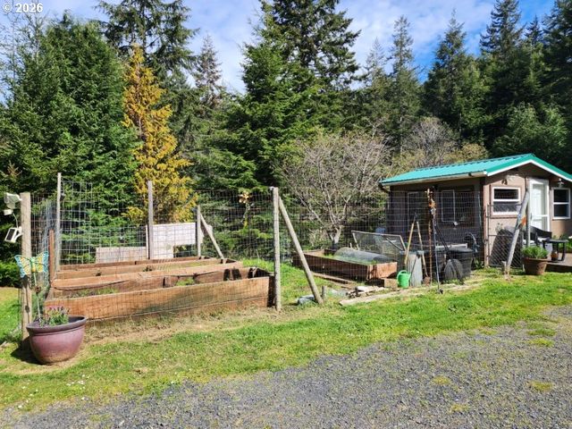 93490 FIR Rd, Port Orford, OR 97465