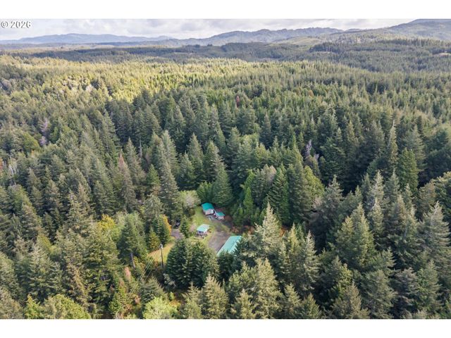 93490 FIR Rd, Port Orford, OR 97465