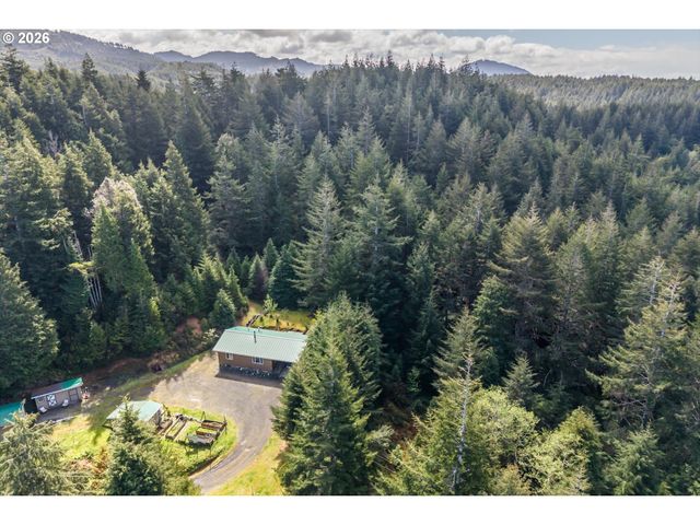 93490 FIR Rd, Port Orford, OR 97465