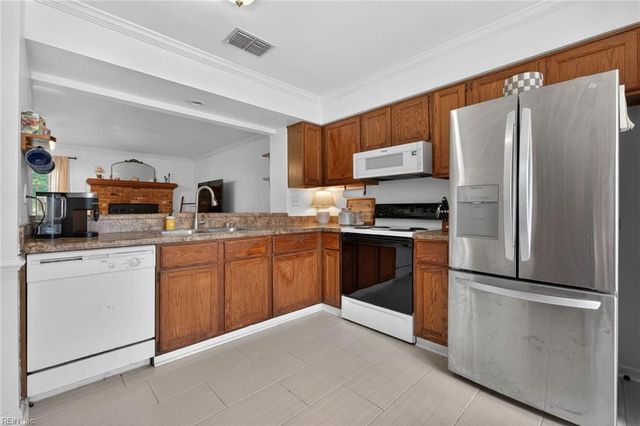 5626 Gates Landing RD, Virginia Beach, VA 23464