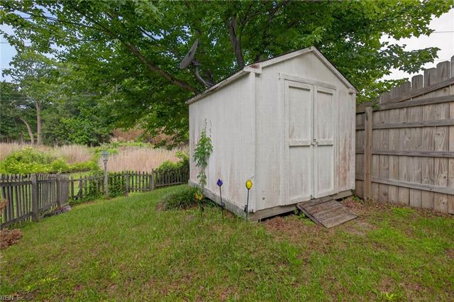 5626 Gates Landing RD, Virginia Beach, VA 23464