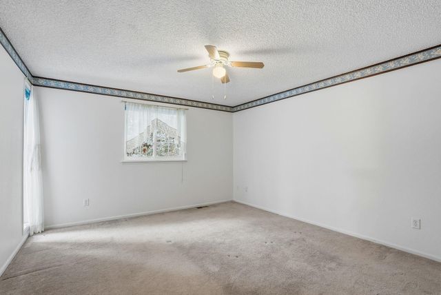 4814 E Peone Pines Dr, Mead, WA 99021