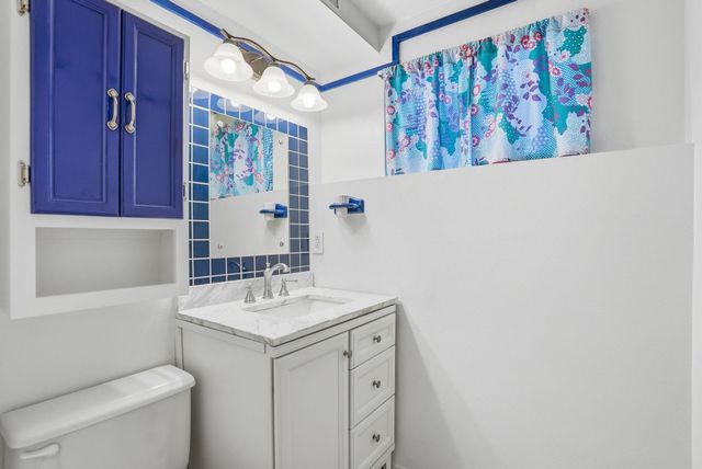 4814 E Peone Pines Dr, Mead, WA 99021