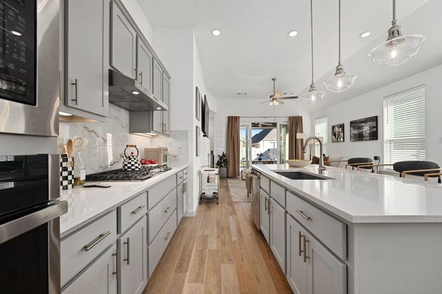 1201 Highcrest, Georgetown, TX 78628