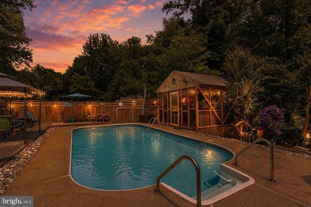 9017 MEGAN CIR, Owings, MD 20736