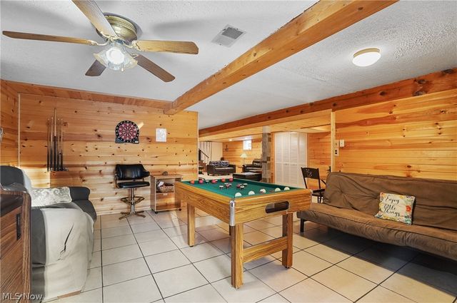 2282 Heston Drive, Lake Milton, OH 44429